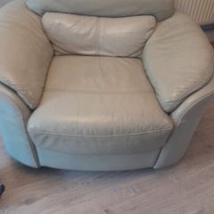 Connor sofa and swivel chair