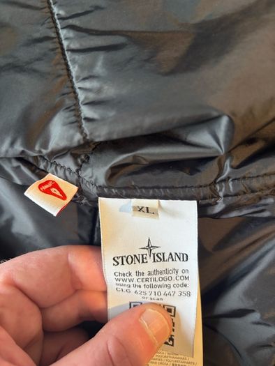 Stone island soft shell-R with primaloft insulation