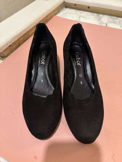 Gabor women's shoes (size 3)