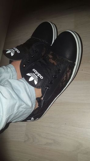 New lace trainer's