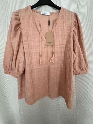 New Gallery Blouse