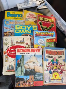 VINTAGE ANNUALS JOB LOT Beano Hotspur Tom Jerry Jackpot Boys Own 1970s 1980s