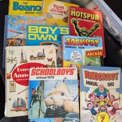 VINTAGE ANNUALS JOB LOT Beano Hotspur Tom Jerry Jackpot Boys Own 1970s 1980s