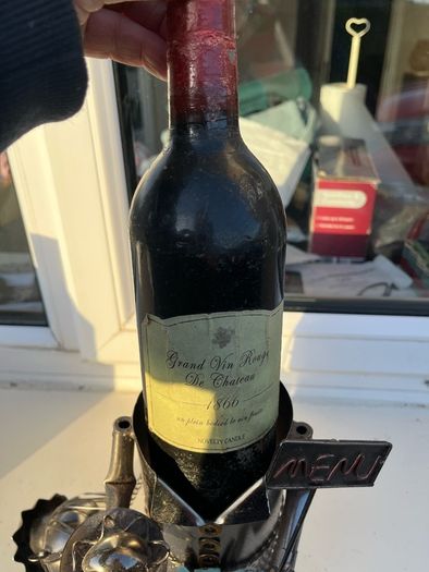 wine holder