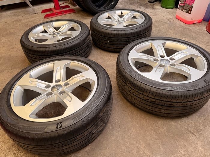 Audi A3 alloy