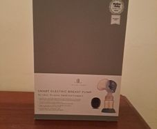 Lola and Lykke breast pump