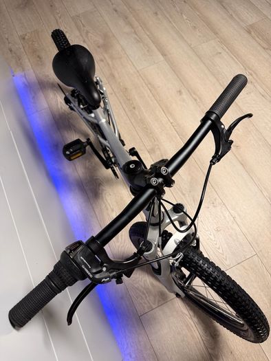 Specialized Hot Rock Kids Bike 20 inch