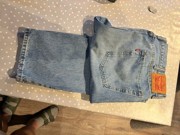 levis