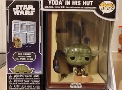 Funko Pop Culture! Star Wars Yoda in his Hut