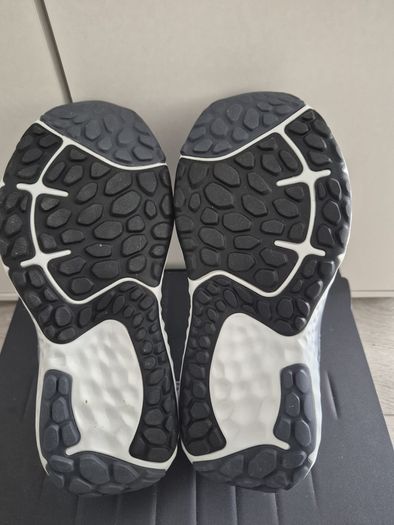 New Balance Shoes Size 9 UK
