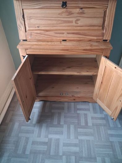 Mexican Pine Bureau Dresser