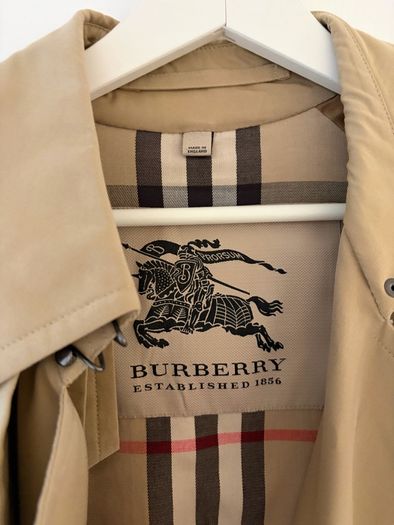 Men Burberry Trench Coat