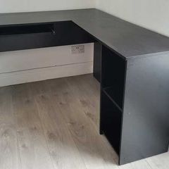 Black L-Shaped Corner Desk for Sale
