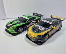 Scalextric Jaguar XKR GT3 Twin Pack ( slot car le Mans 24hr endurance touring )