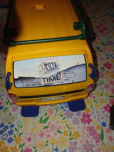 Teenage Mutant Ninja figure  Playset and figures (Please Read)
