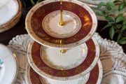 Vintage "Crown Ducal " cake stand