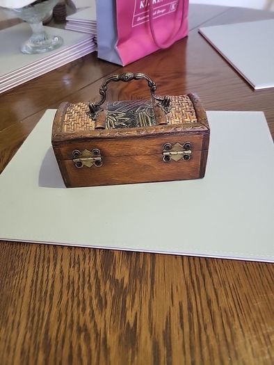 Trinket box