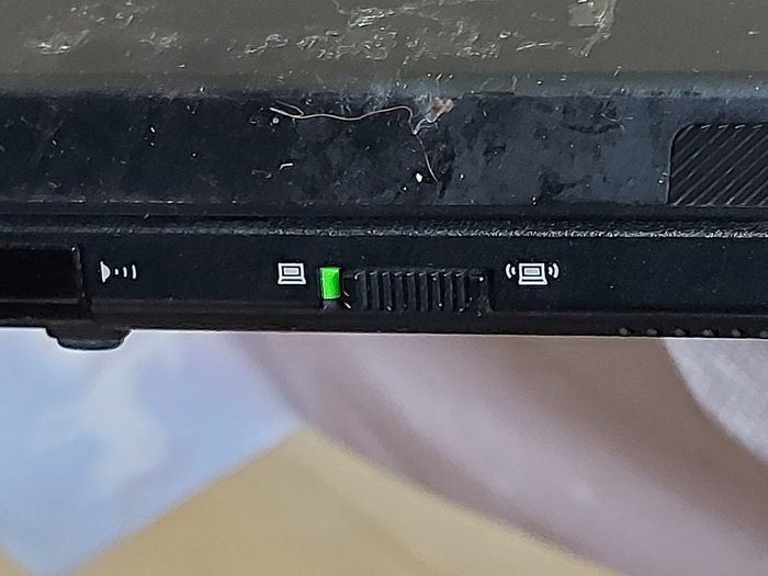 Lenovo T60p IBM Thinkpad, in excellent cosmetic condition, Battery is Good but states Error with Date & Time, and displays Lock Sign