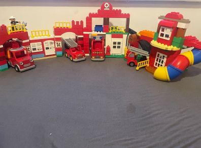 Duplo fire stations with vehicles