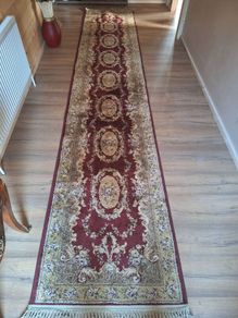 Runner carpet