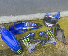 yz250