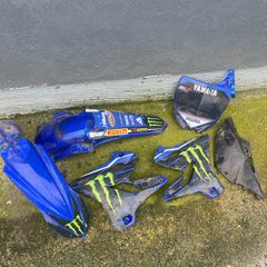 yz250