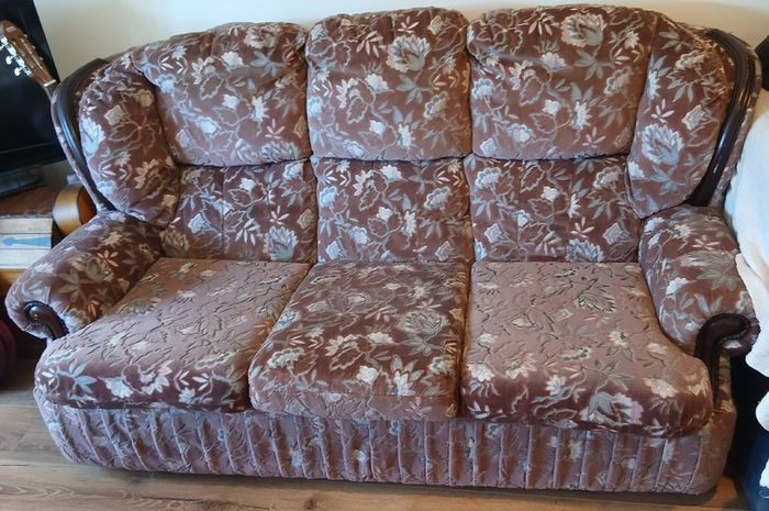 Couch and two armchair