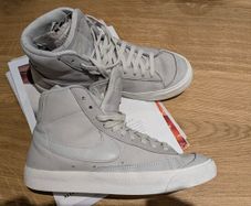 Women's Nike Blazer Mid