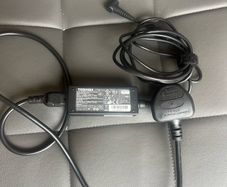 toshiba charger laptop or tablet