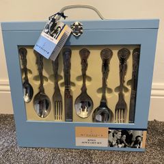 Newbridge 44 Piece Kings Set