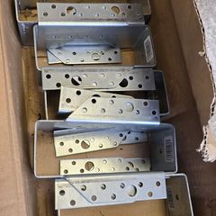 joists hangers