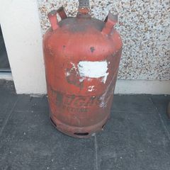 Butane gas bottle ( full )