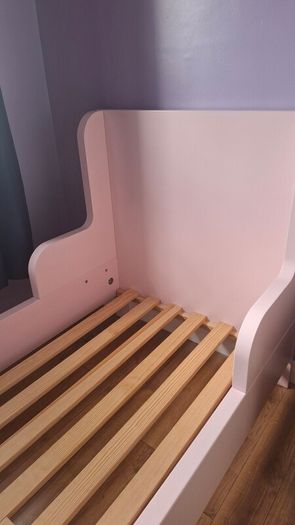 Ikea Busunge Extendable Child's Bed and Mattress