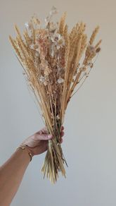 Dry flower bouquet
