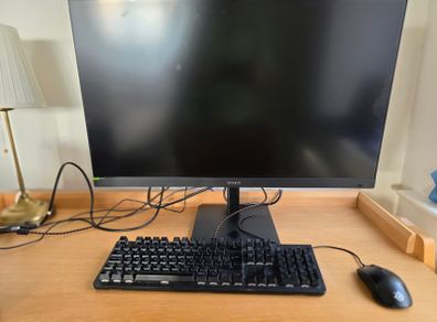HP OMEN 32x UHD 144Hz Smart Gaming Monitor