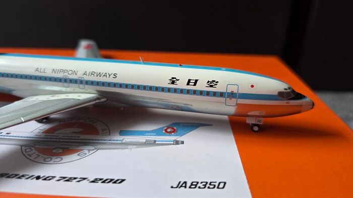 JC Wings 1:200 All Nippon Airlines Boeing B-727 200