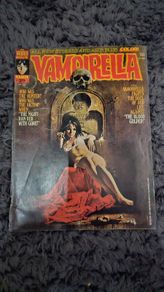 Vampirella Original Vintage Magazines Comics