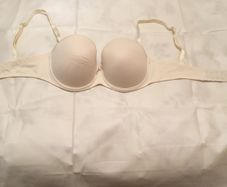 Chantelle Ivory Bra size -34C