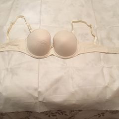 Chantelle Ivory Bra size -34C