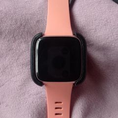 Fitbit Versa Pink Smart Watch