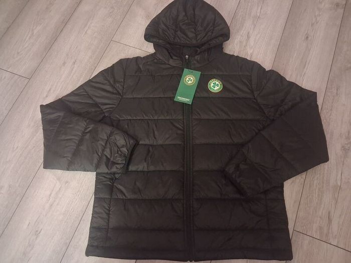 Brand New Castore Ireland Core Puffer Jacket - Size - U.K.16 - RRP - 55.00