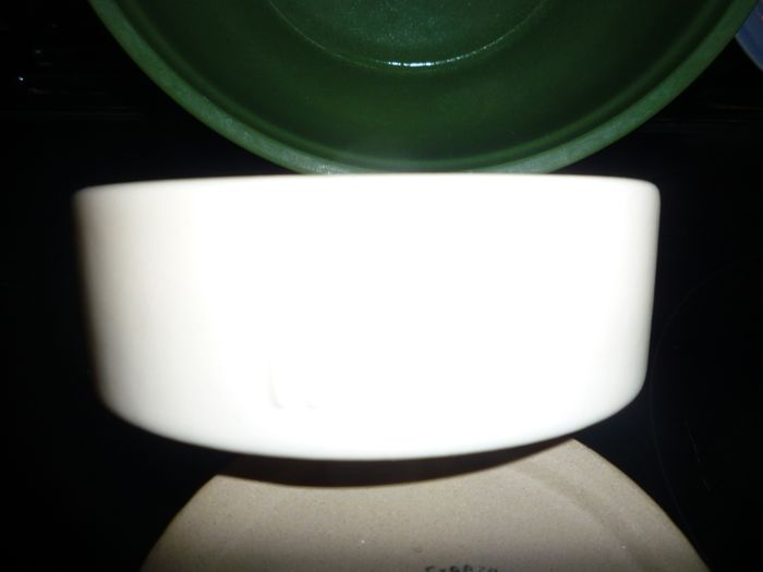 Giant Serving platter, Ramekins, Bowls, Dish. Plate. Moville. 8 ITEMS