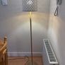 Floor lamp in very good condition, gold and white Image 2