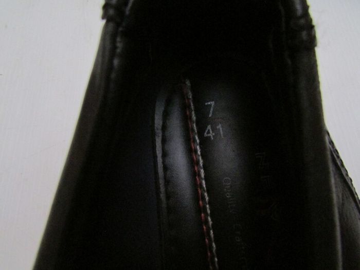 Men's Classic Black Shoes