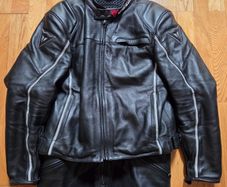 Dainese 2 piece leathers