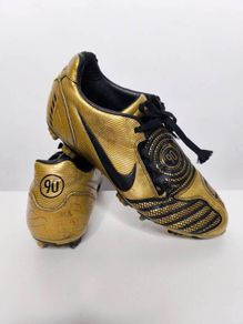 Nike Total 90 Shot 2 Football Boots Size 8(42.5)