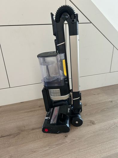 Shark cordless vacuum