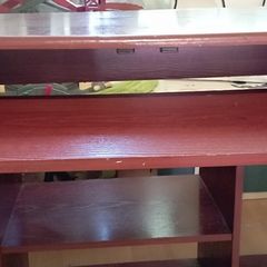 Computer desk