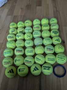 40 tennis balls