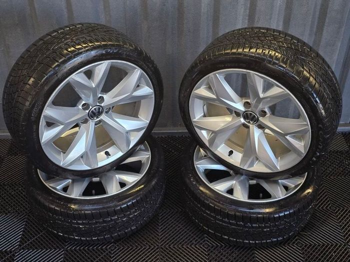 Genuine Set of 4 Volkswagen Prisma Alloy Wheels